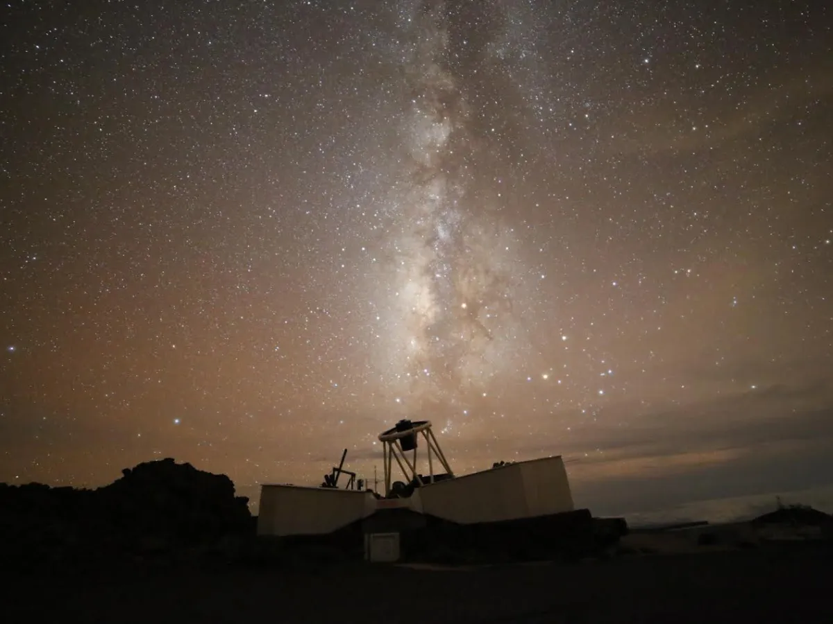 The Faulkes Telescope during the night